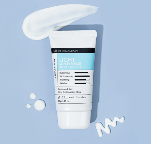 Derma Factory     , Light Sun Essence SPF50+ PA++++  2