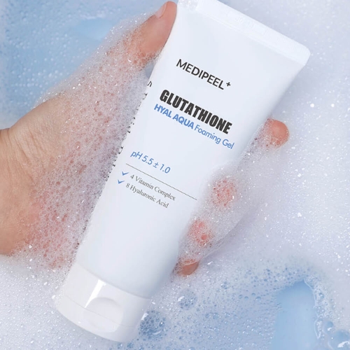 MEDIPEEL  -   c    , Glutathione Hyal Aqua Foaming Gel Cleanser  3