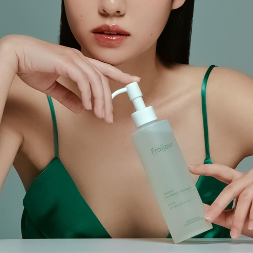 Fraijour        , Heartleaf Pore Melting Cleansing Oil  2