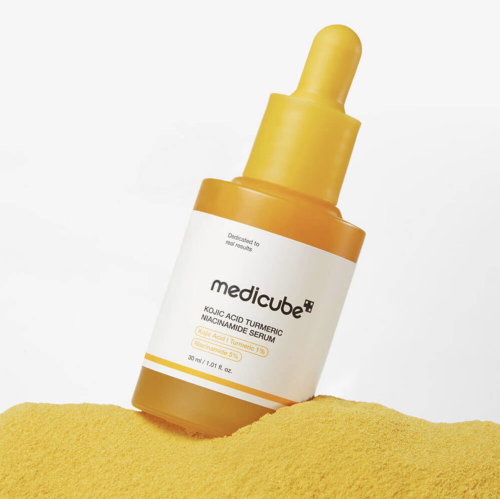 Medicube ���������� ��������� ��� ������ ���� � ������������ � ������� ��������, Kojic Acid Turmeric Niacinamide Serum ���� 2
