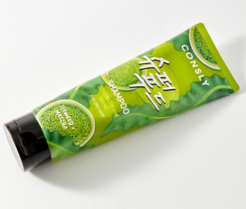 Consly          Seaweed+matcha shampoo strength and shine  3