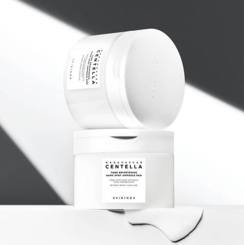 SKIN1004 ����� ����� ������ ����������� � ����-����, 60 ��, Madagascar Centella Tone Brightening Dark Spot Ampoule Pad ���� 5