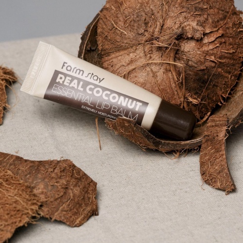 FarmStay       Real coconut essential lip balm  3