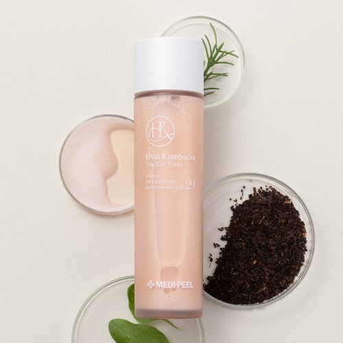 MEDIPEEL  -      Hyal Kombucha Tea-Tox Toner  4