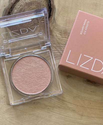 Lizda     ,  02 Rose Coral, Glossy Fit Highlighter  8