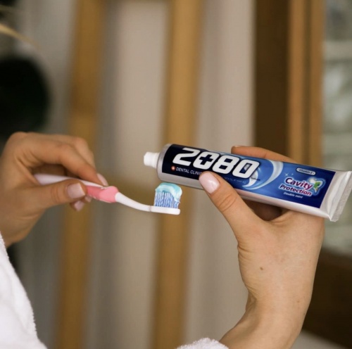 2080 Зубная паста защита от кариеса, нежная мята  Clean care plus toothpaste фото 3