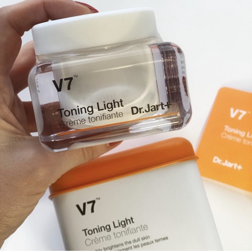Dr.Jart+         V7 Toning Light cream tonifiante  6