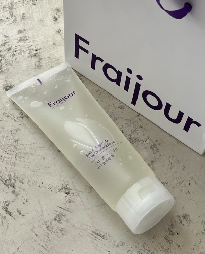 Fraijour -        Retin-Collagen 3D Core Cleansing Foam  3