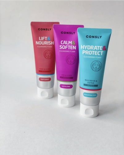 Consly         Hydrate&protect cleansing foam hyaluronic acid  5