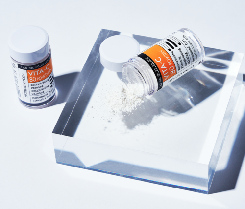 Derma Factory     (80%),  Vita-C 80 Powder  2