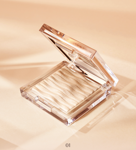 Clio     ,  01 Gold Sheer, Prism Highlighter  6