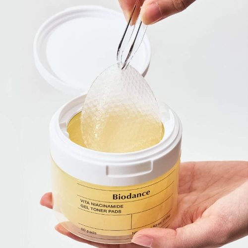 Biodance        , Vita Niacinamide Gel Toner Pad  3