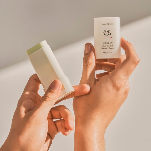Beauty of Joseon        , Matte Sun Stick Mugwort+Camelia SPF50+ PA++++  6