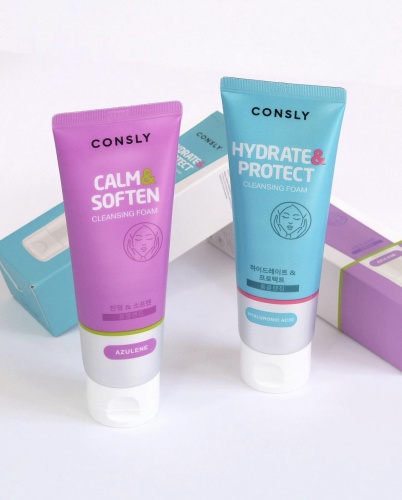 Consly         Hydrate&protect cleansing foam hyaluronic acid  4