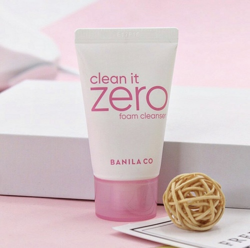 Banila Co        ()  Clean it zero foam cleanser  2
