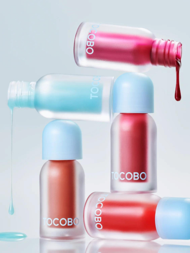 TOCOBO  -  ,  02 Berry Brandy, Juicy Berry Plumping Lip Oil Glam Max  2