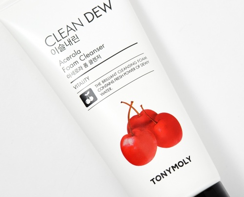 Tony Moly       Clean dew acerola foam cleanser  3